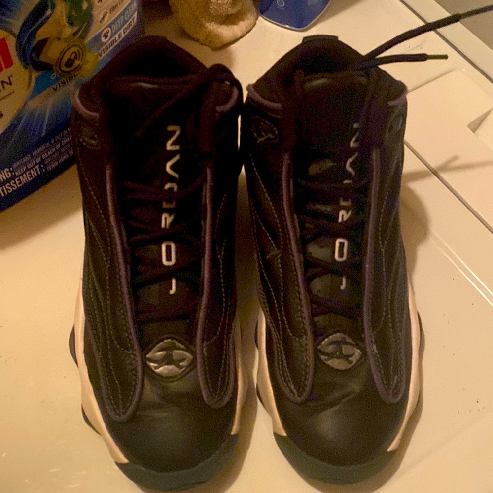 GUC Jordan’s size 4.5y